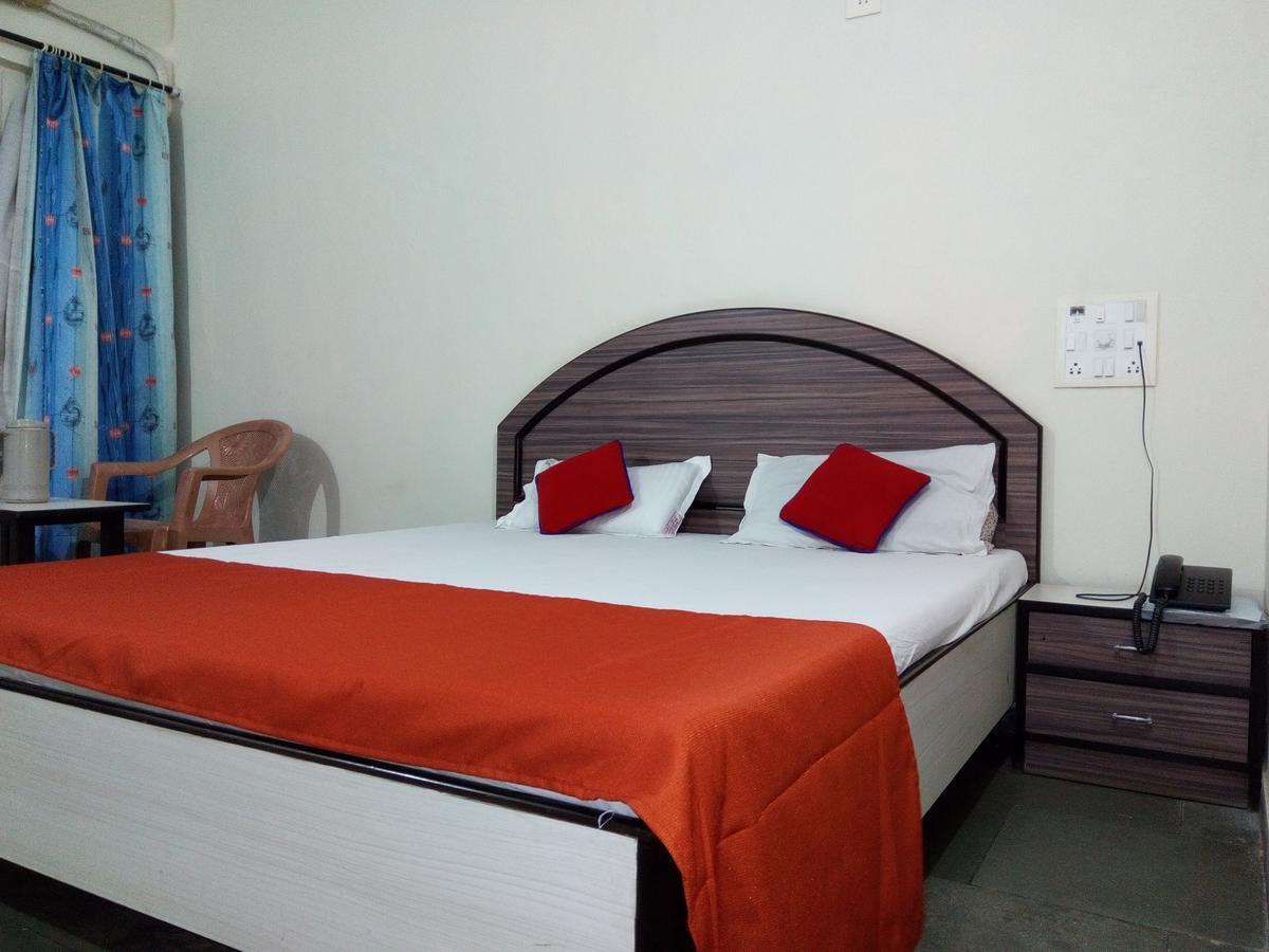 Hotel Guruji Alībāg Eksteriør bilde